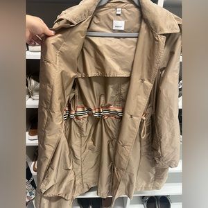 Women’s size 12 Burberry trench rain coat